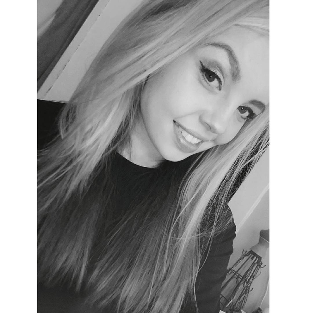Meet your Posher, Sabrina